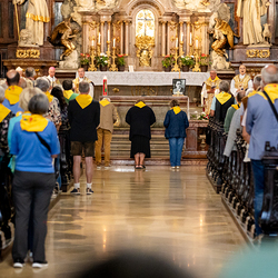 400 Mesnerinnen und Mesner bei österreichweiter Wallfahrt / Erzdiözese Wien/Schönlaub, Stephan Schönlaub 400 Mesnerinnen und Mesner bei österreichweiter Wallfahrt