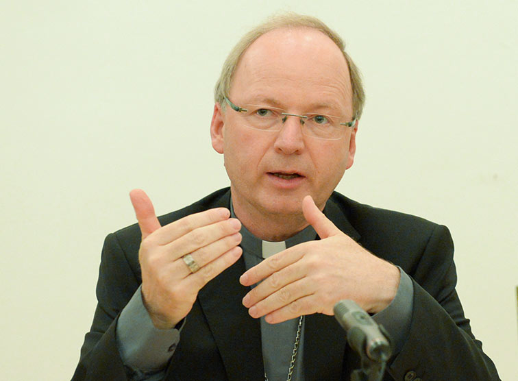 Bischof Benno Elbs