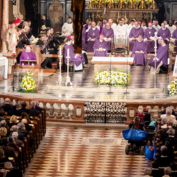 Stephansdom: Österreich nahm Abschied von Papst Franziskus / Erzdiözese Wien/ Schönlaub, Stephan Schönlaub Stephansdom: Österreich nahm Abschied von Papst Franziskus